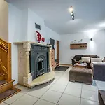 Apartment Cicha Woda Iii