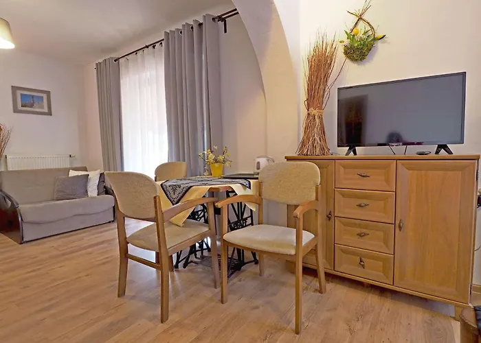 Cicha Woda Iii アパート *