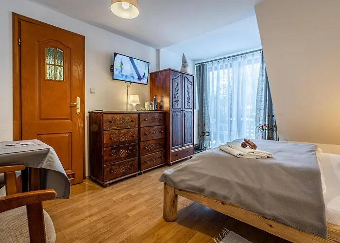 Cicha Woda Iii アパート