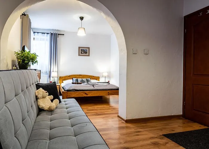 アパート Cicha Woda Iii ザコパネ